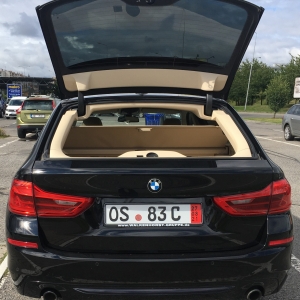 BMW_530d_back_open